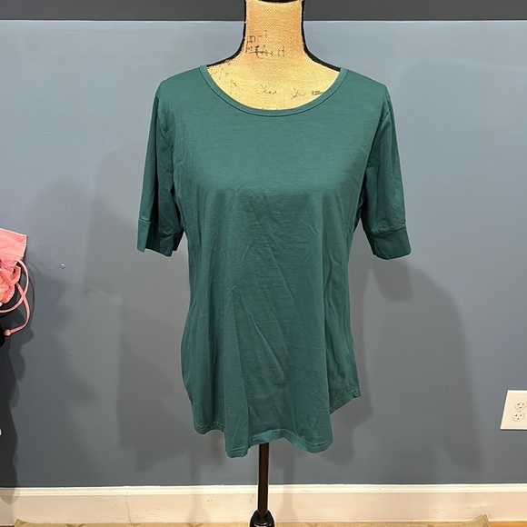 SMX Tops - SMX short sleeve shirt size XL women’s